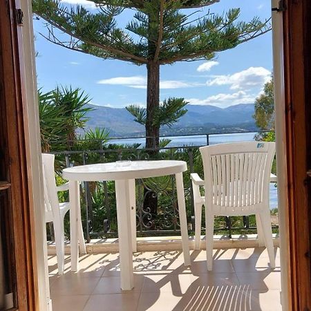 Sea Breeze Apartments Ликсури Екстериор снимка