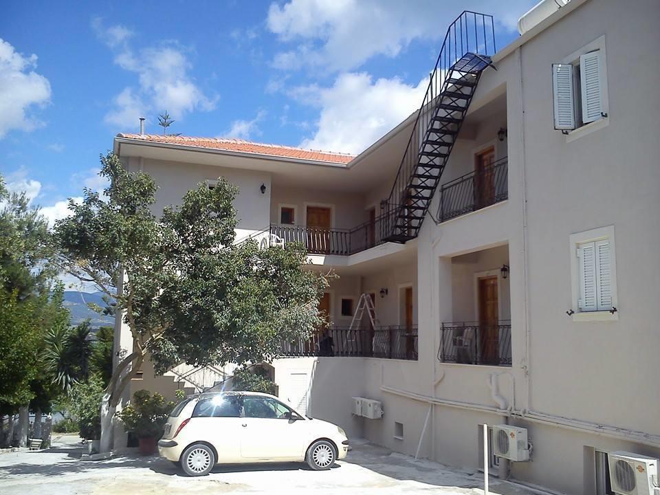 Sea Breeze Apartments Ликсури Екстериор снимка