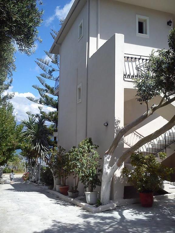 Sea Breeze Apartments Ликсури Екстериор снимка