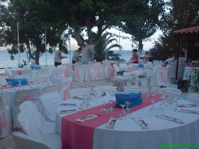 Sea Breeze Apartments Ликсури Екстериор снимка