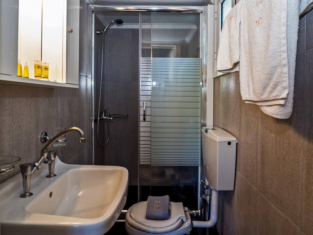 Sea Breeze Apartments Ликсури Екстериор снимка