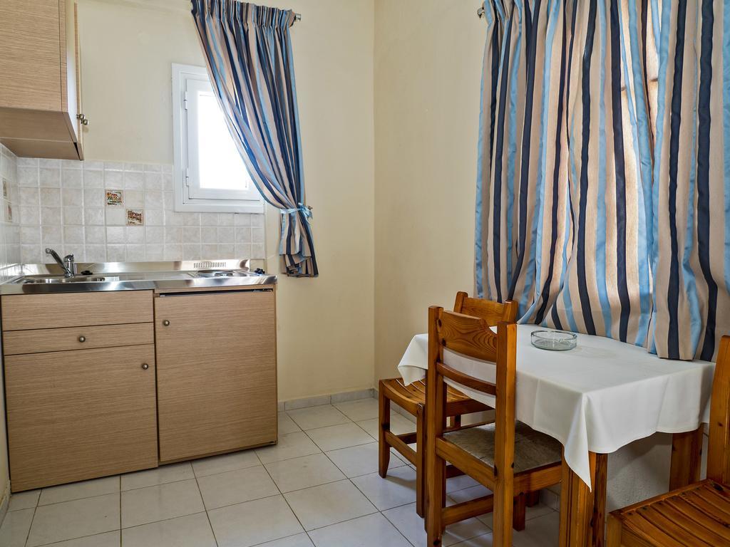 Sea Breeze Apartments Ликсури Екстериор снимка