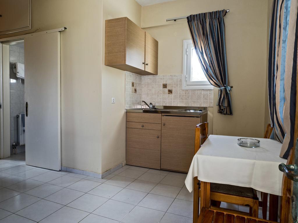 Sea Breeze Apartments Ликсури Екстериор снимка